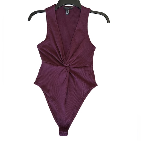 Forever21 | V-Neck Twist Bodysuit - Picture 1 of 5